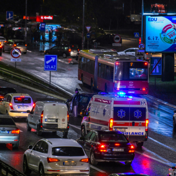 Teška saobraćajna nesreća na Gazeli, pet osoba teško povređeno