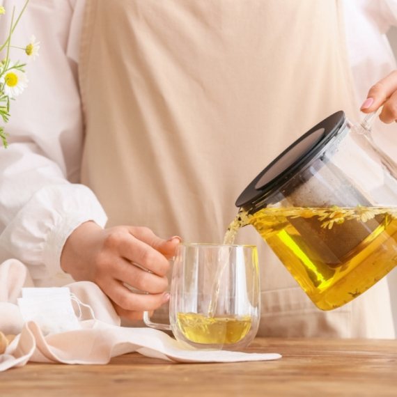 Top 8 čajeva koji tope salo: Rojbos, đumbir i zeleni čaj u borbi protiv kilograma