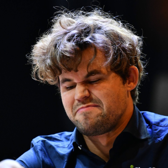 Magnus Karlsen propušta Grand Chess Tour 2026 zbog esporta