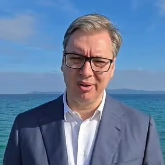 Vučić on the way to Hilandar: Merry Christmas to our people, wherever they live! We will save Serbia VIDEO