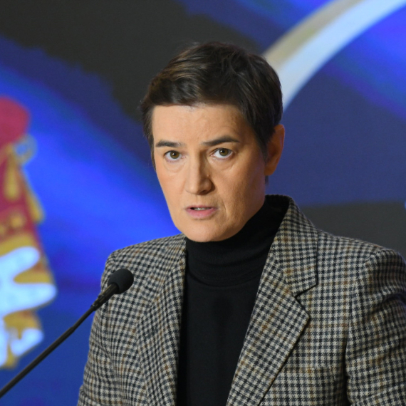 Brnabić odgovorila Šideru: Međunarodno pravo ne radi na žeton, polako se spušta zavesa FOTO