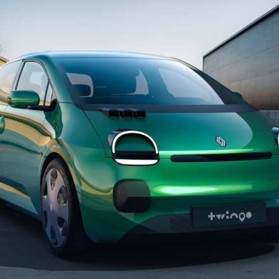 Dva giganta se ipak ne spajaju, ali imaju zajednički cilj – spasavanje malih automobila