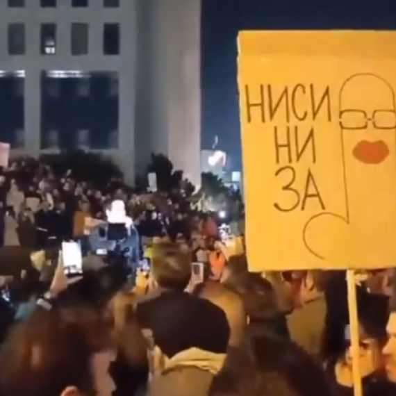 Studenti pokalazi da ne vole antisrpske propagandiste: Kesić, Bjel i Ivanović bez glasa VIDEO