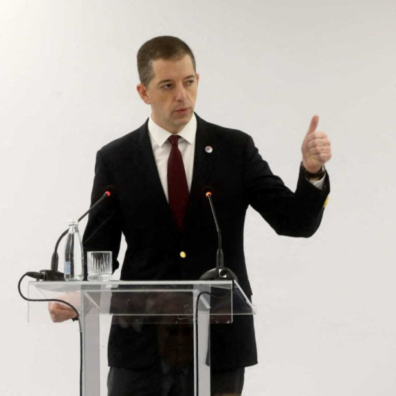 Đurić odgovorio Stefanoviću: Vi i vaša politika ste čista propast