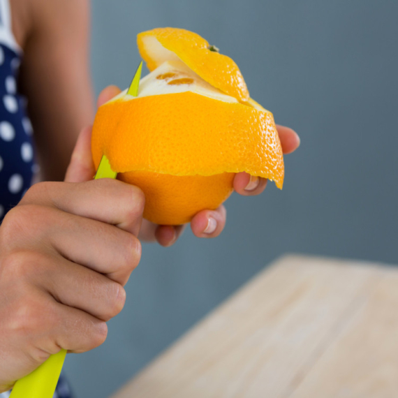 Velika greška pri jedenju pomorandže: "Mnogi ga bacaju, ali taj deo je pun vitamina"