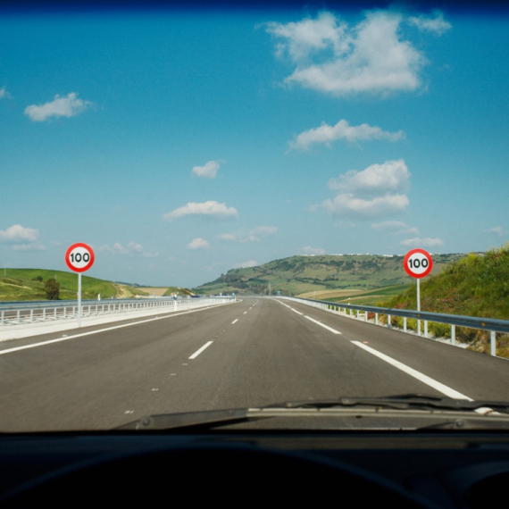 "Putevi u Srbiji prohodni"; Oprez u ovim delovima zemlje