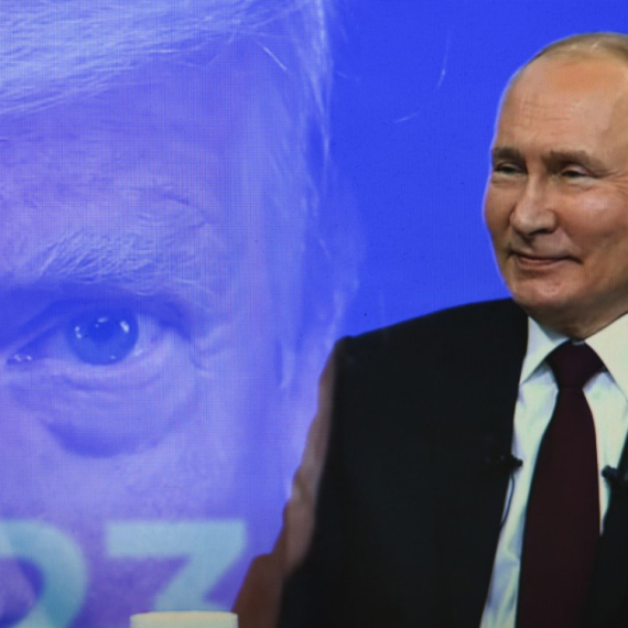 Bela kuća: Tramp će se sastati sa Putinom