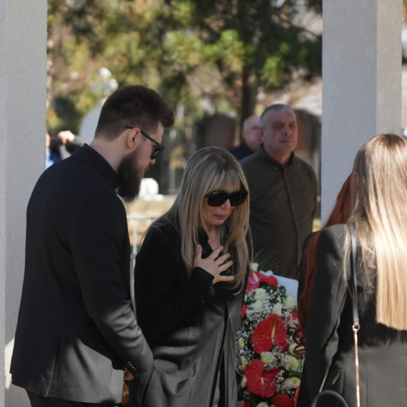 Prvo oglašavanje Suzane Jovanović nakon sahrane Popovića FOTO