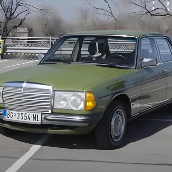 Test polovnjaka: Mercedes W123 – jači od vremena VIDEO