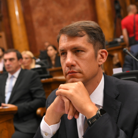 Pastor: Građani Srbije i Mađarske neće osetiti posledice ekonomske krize