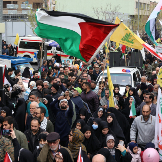 Tramp tvrdi: Drugi najveći grad Irana je u rukama demonstranata