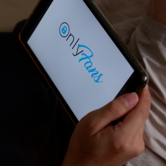 OnlyFans zvezda tvrdi: "Ako imate više od 25, totalni ste promašaj"