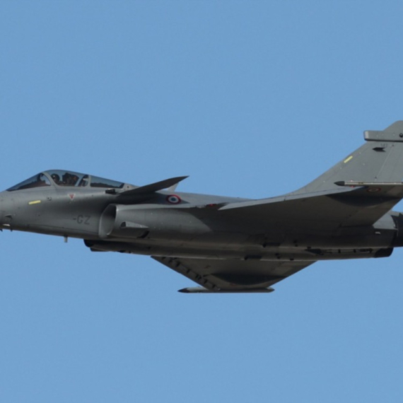 Vučić im trn u oku; Milanović i Kurti besni: Francuzi im dali polovne Rafale, a Srbiji nove VIDEO