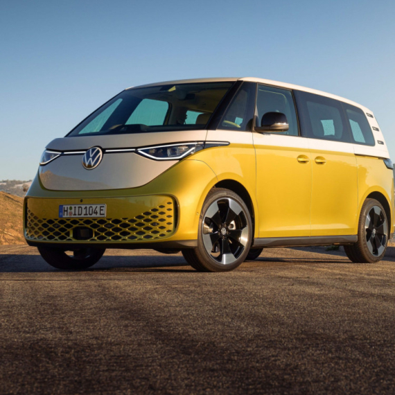 Volkswagen prestigao Teslu u trci za robotaksije!