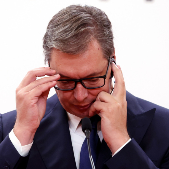 Pokrenute skandalozne teorije o Vučićevom povratku iz Amerike: Plasiraju laži da izbegava odlazak u Moskvu