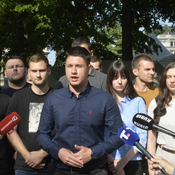 Studenti koji žele da uče: "Ostajemo u Pionirskom parku sve dok poslednji fakultet ne počne sa radom"
