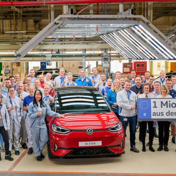 VW proslavio milioniti električni auto – ali ga to skupo košta
