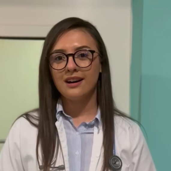 Studentkinja Medicinskog fakulteta u Nišu: Vežbe su održane; Izlaz iz blokade je najbolje rešenje VIDEO