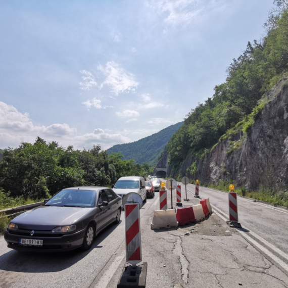 Važno obaveštenje za sve sve vozače: Planirajte svoje putovanje, u toku su radovi i obustave na putevima