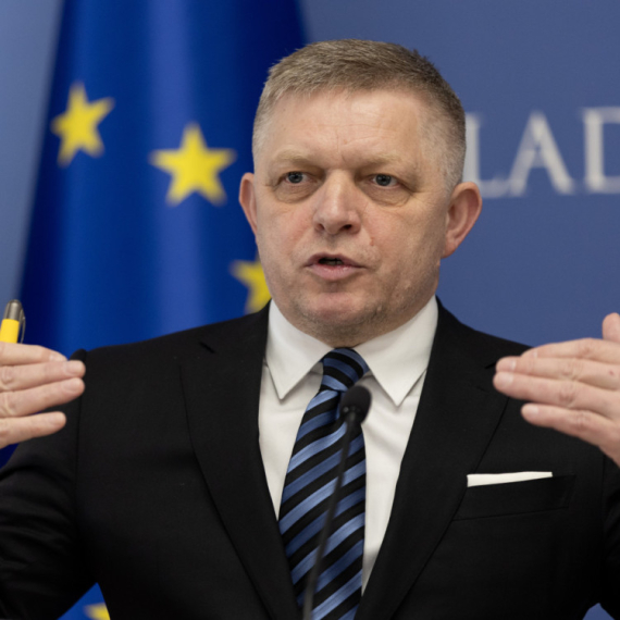 Ko je zabrinut za Ficovo zdravlje? Onda ih je on izazvao, i to na Dunavu FOTO