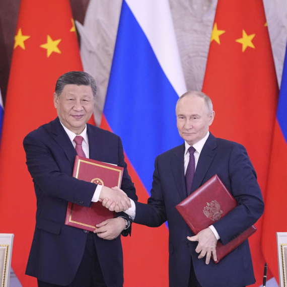Putin i Si: Potpisano