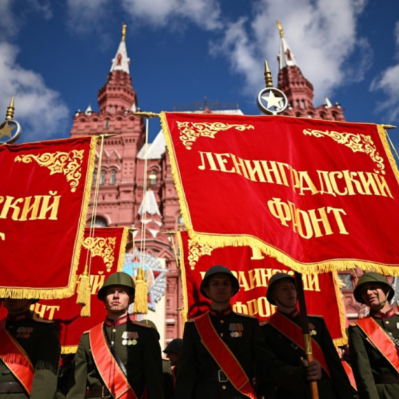 Moskva slavi Dan pobede: Vojska maršira; Obratio se Putin – poslao snažnu poruku FOTO/VIDEO