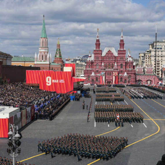 Održana velika Parada pobede: Putin poslao snažnu poruku FOTO/VIDEO