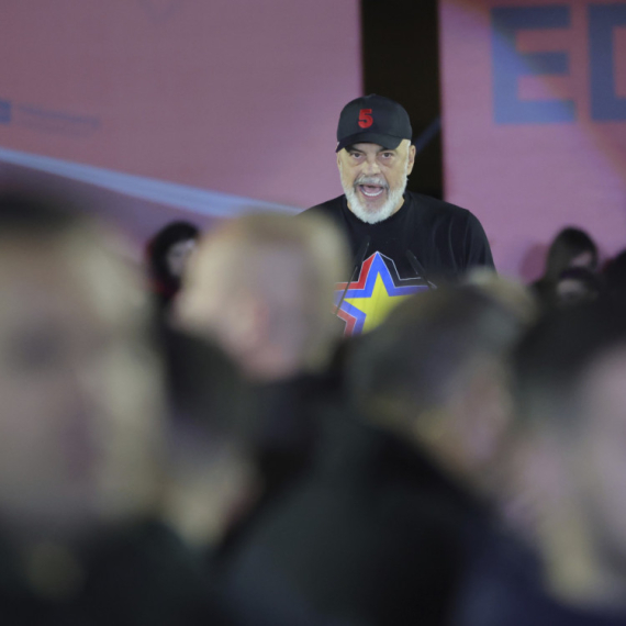 Albanija bira novi parlament: Edi Rama želi četvrti uzastopni mandat