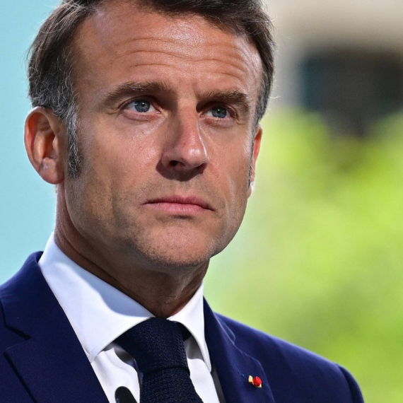 Šok izjava Marin Le Pen: Makron se sprema za rat?