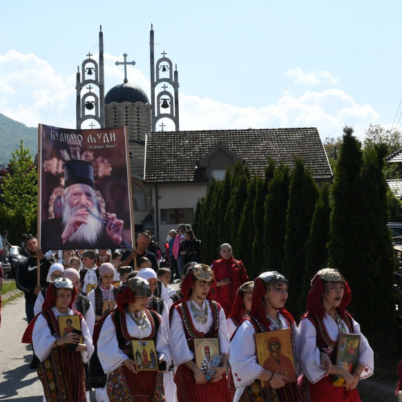 Obeležena opštinska i hramovna slava Sveti Vasilije Ostroški u Leposaviću FOTO