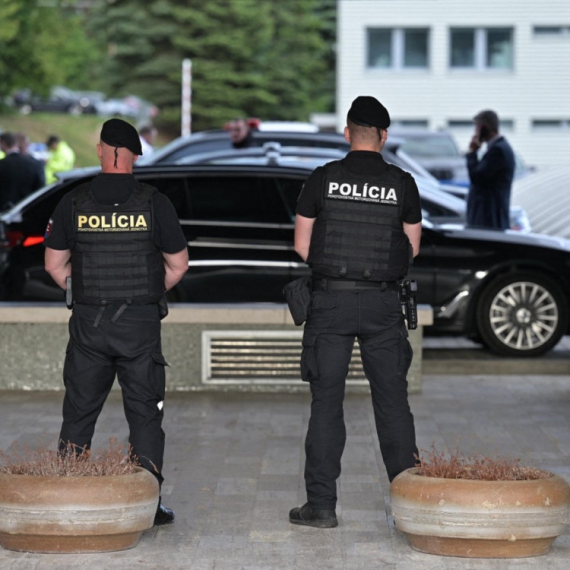 Počinje suđenje za atentat na Fica; Napadač optužen za teroristički napad