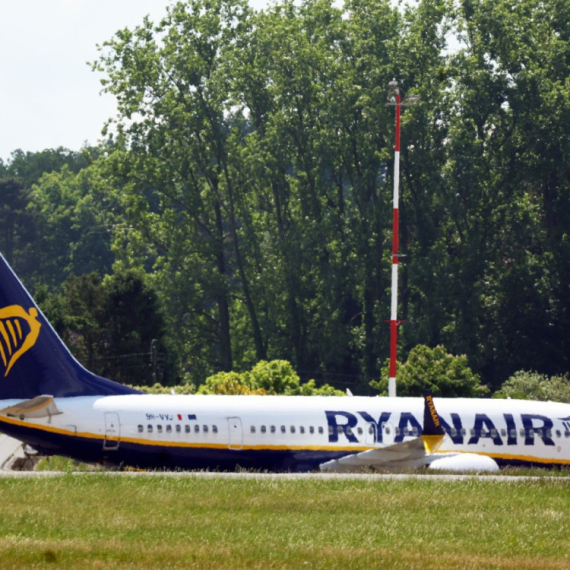 Kraj haosa na velikom aerodromu; Nema bombe u "Rajanerovom avionu" FOTO