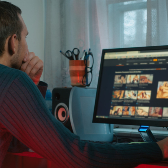 Pornografija zabranjena u ovoj zemlji – i to nije sve
