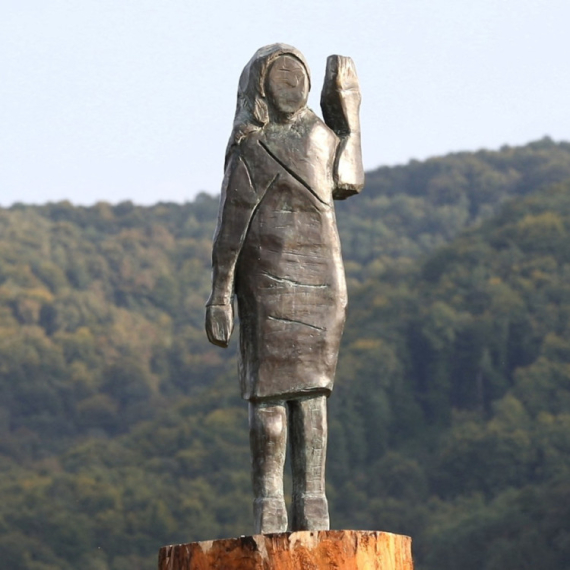 Nestala bronzana statua Melanije Tramp