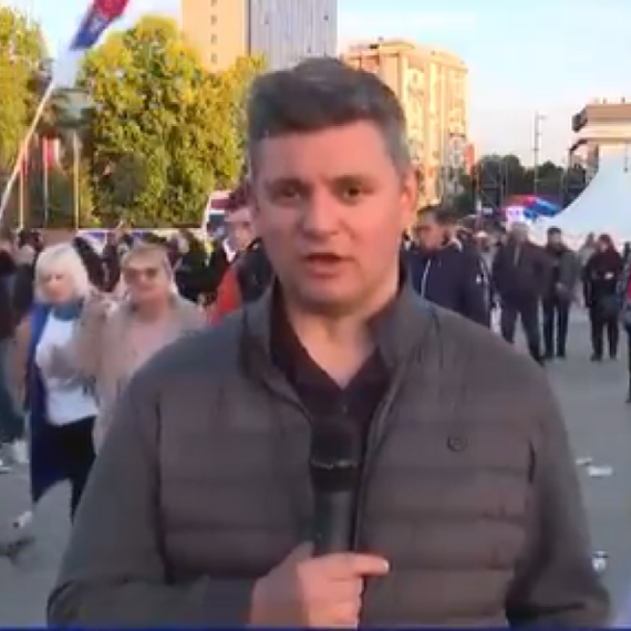 Lažovi: Tvrde da niko osim Vučića nije govorio na skupu u Nišu VIDEO