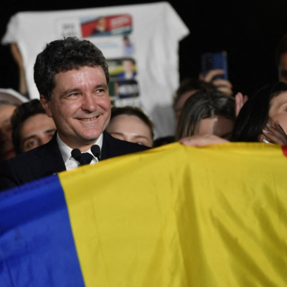 Od poraza u prvom krugu do pobede u drugom: Ko je Nikušor Dan, novi predsednik Rumunije?