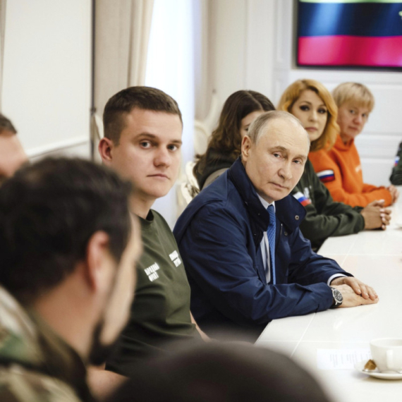 Bum, "Iskander M" naciljao; Objavljen snimak Putina; "Trampe, malo si se zeznuo"