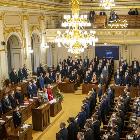 Skandal trese češku vladu: Ministar podneo ostavku