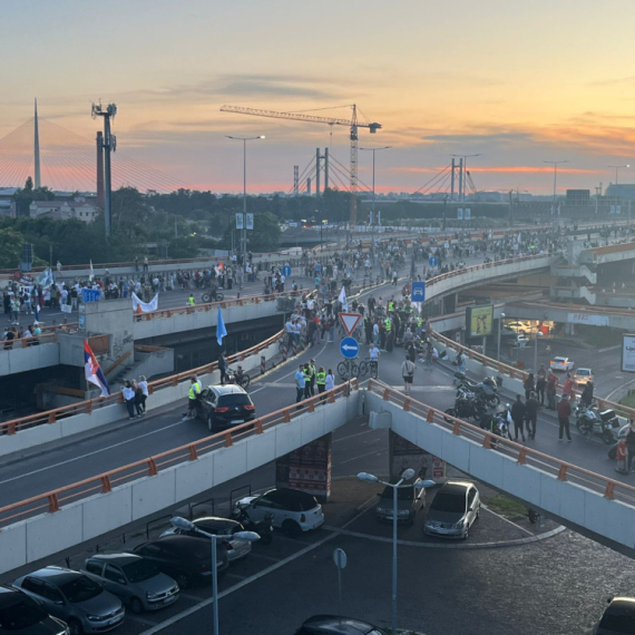 Nova sramota blokadera: Zloupotrebom Vidovdana žele radikalizaciju i da nanesu štetu Srbiji VIDEO