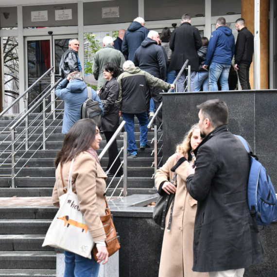 "Vračarcima" pritvor zamenjen kućnim pritvorom: Uplaćuju jemstvo od pola miliona evra