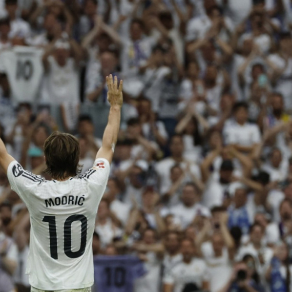 Srbin se snimao u dresu Luke Modrića: "Skidaj to, hoćeš li da ti otac umre?" VIDEO