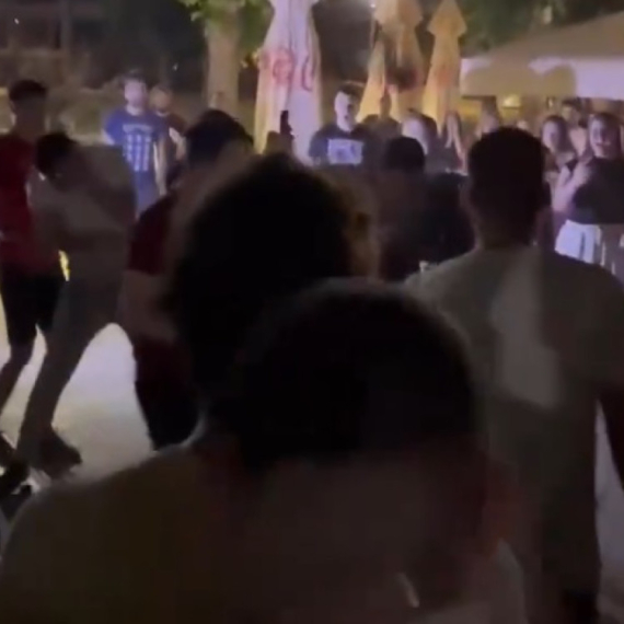 Ovakvi hoće vlast; Svi nasilni ispadi blokadera VIDEO