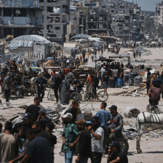 Jezivi napadi na Gazu: Najmanje 42 osobe poginule, neke od njih dok su čekale humanitarnu pomoć