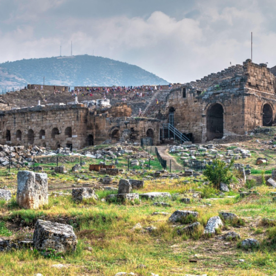 Totalno ludilo: Lovci na blago razneli dinamitom svetsku baštinu pod zaštitom UNESCO-a