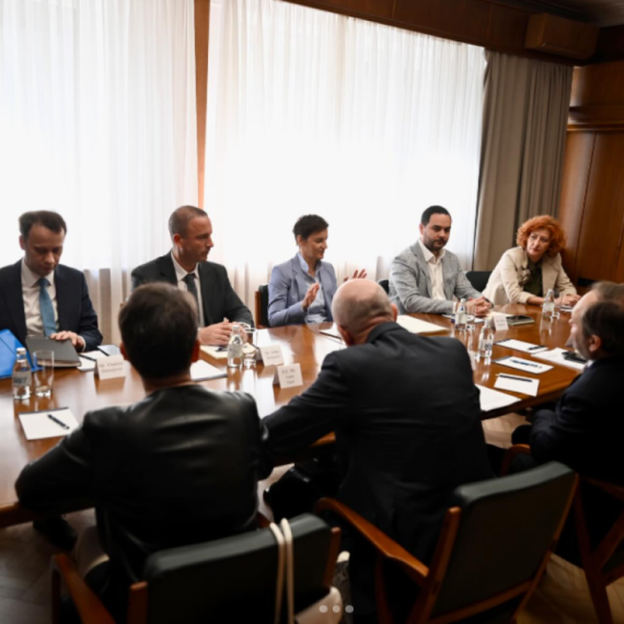 Brnabić sa ambasadorima Kvinte i EU: Iskrena zahvalnost na podršci koju nam pružaju po svim pitanjima FOTO