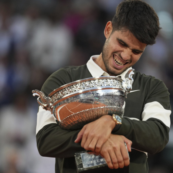 Historic Spectacle: Champion Alcaraz toppled Sinner; "I am very happy"; "Roland Garros is a privilege"