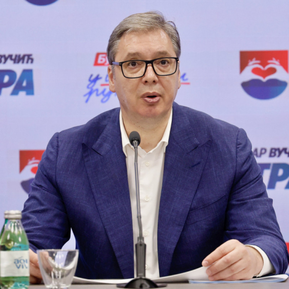 Vučić: Ubedljiva pobeda SNS; Narod je rekao "ne damo vam državu"; Izbori održani u uslovima linča
