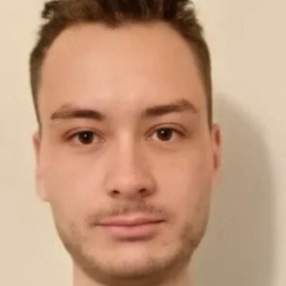 "Sine, samo se javi da znam da si živ"; Majka Zlata već mesecima traži nestalog Viktora, moli za pomoć građana