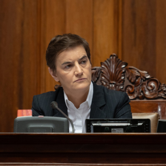 "Da li biste bili tako relaksirani da je neko tukao nekog vašeg kao što su tukli Draganu Ćendić?" VIDEO