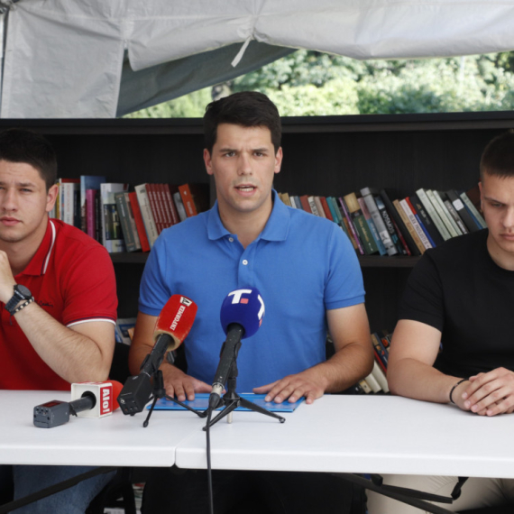 Profesorka: Ismejavanje studenata u Pionirskom parku, ismejavanje učenja, to vodi ka degradaciji univerziteta